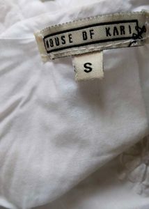 White Embroidered Chikankari Kurta