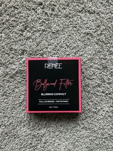 Renee Compact