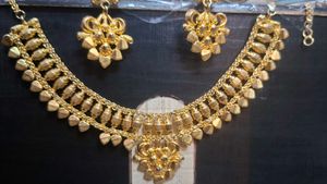 Gold Necklace &amp; Earring Set with bracelet bangles