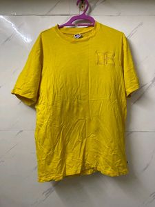 Casual yellow Tshirt