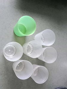 Set of 6 Plastic Containers
