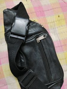 Preloved|Pure Leather Waist/Fanny Bag