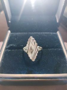 Vintage Leaf Design Ring pure silver