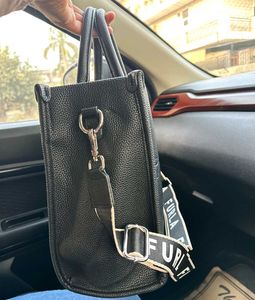 *100% AUTHENTIC* FURLA ITALI Tote Bag
