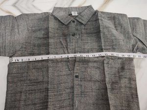 Men's Grey Textured Short Sleeve Shirt