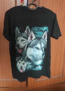 Black T-Shirt with Husky Print