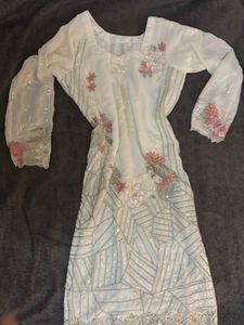 💮🎀Pakistani style embroidered kurti