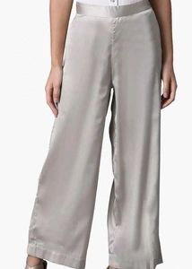 Relax Fit Pants