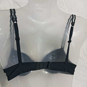 Stylish Striped🪔 Bra with Bow Detail