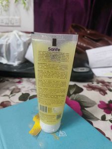 Sanfe Kesar Instant Glow Exfoliating Gel