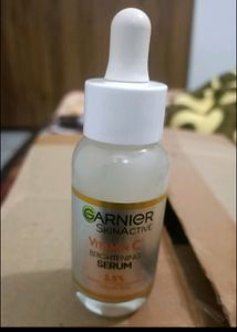 Garnier Vitamin C Face Serum