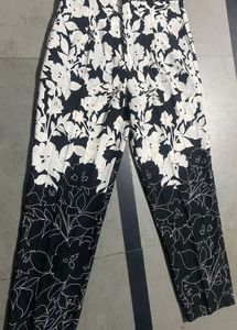Chic Floral Print Pants