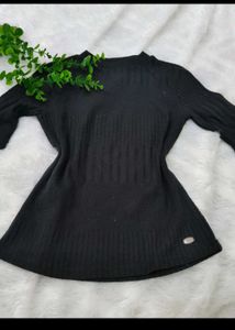 Black basic top
