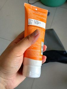 Freakin De Tan Face Wash