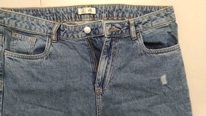 Trendy High-Rise Mom Fit Jeans
