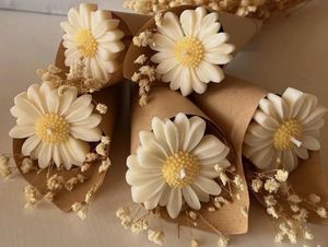 Daisy Flower Scented Candles Set