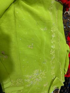 Elegant Green Saree - Classic Style