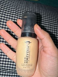 Forever 52 Ultra Definition Liquid Foundation