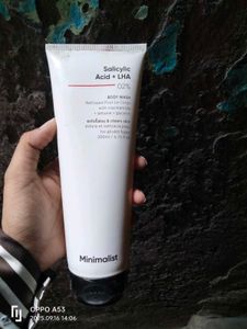 Minimalist Salicylic Acid Body Wash