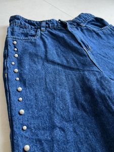 Stylish Pearl Embellished Denim Jeans