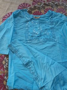 Kurti L Size . I No One Time Used . I Trying Used But No Time . Good Condition.