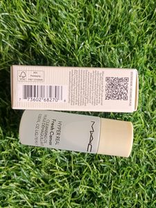 Mac Hyper Real Fresh Canvas Cleansing Oil