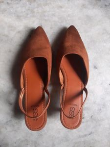 Brown Pointed Back Sling Heels