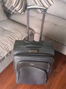 Travel Suitcase-Samsonite