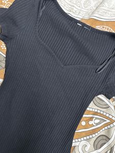 Black Sleeve Bodysuit