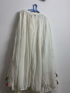 Elegant White Kurta Set with Embroidery