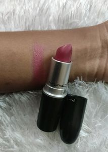 MAC Satin Lipstick - Brave