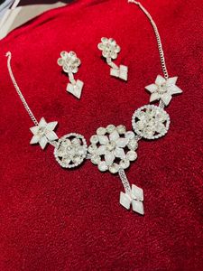 Branded American Diamond Necklace New With Tag😍