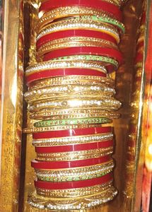 Red ♥️ Chooda With Box