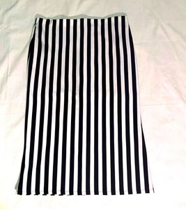 H&m Black & White Striped Skirt