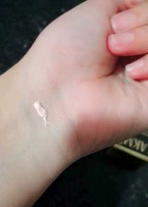 Lakme Unreal Blurfect Primer