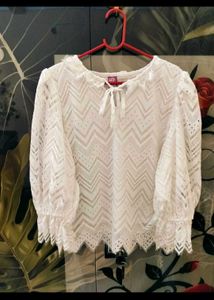 lace top unused ( fixed price)