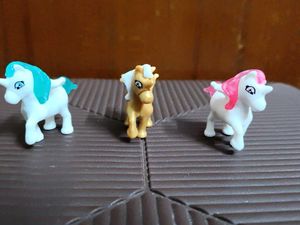 Set of 3 Cute kinder Joy Unicorn Figurines