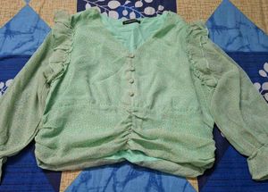 Chic Mint Green Floral Blouse
