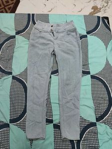 Light Wash High-Waisted Jeans