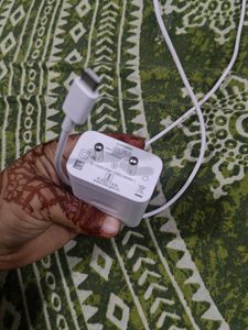 SUPERVOOC Fast Charger