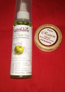 Nutriglow Face Toner, Highlight Powder
