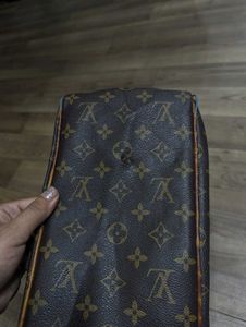 Designer louis vuitton bag