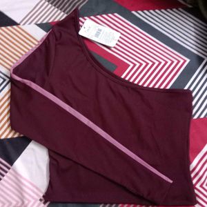 M size One-Shoulder Long-Sleeve gymwear  Top