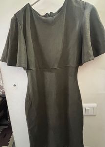 FOREVER 21 Olive Green Flutter Sleeve Dress