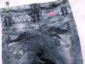 Stylish Ripped &amp; Embellished Denim Jeans