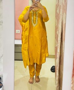Royal Yellow Suit