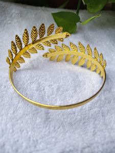 Golden Leaf Design arm cuff