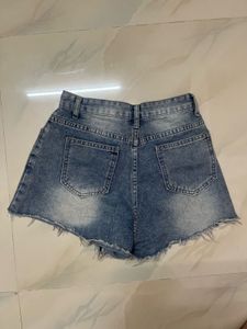 Distressed Denim Shorts(26)