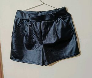 Women - Leather Shorts