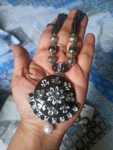 Necklace &amp; Earring Set